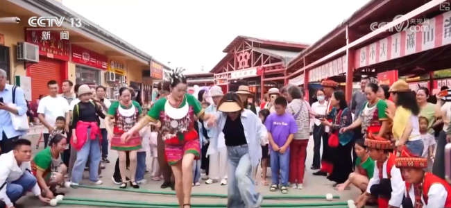 百鼓齐鸣 多彩民俗“引客来”璀璨非遗年味浓