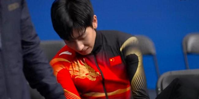 孙龙夺银后哭了