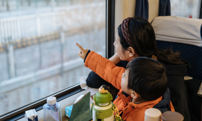 站站停的“慢”火车,串起山里村民的幸福