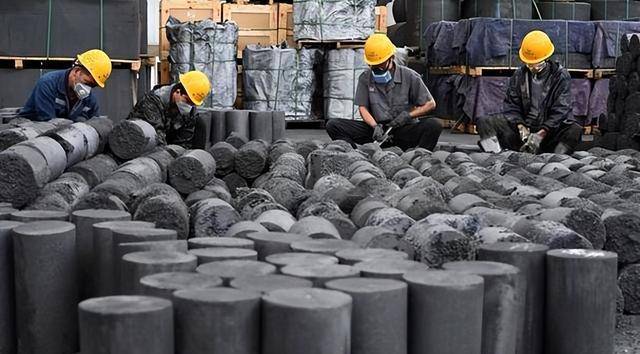 又下黑手，好意思国最终笃定：对华石墨关税飙至160%以上 商业保护再升级