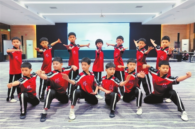 河南一武校学子将第23次登春晚舞台