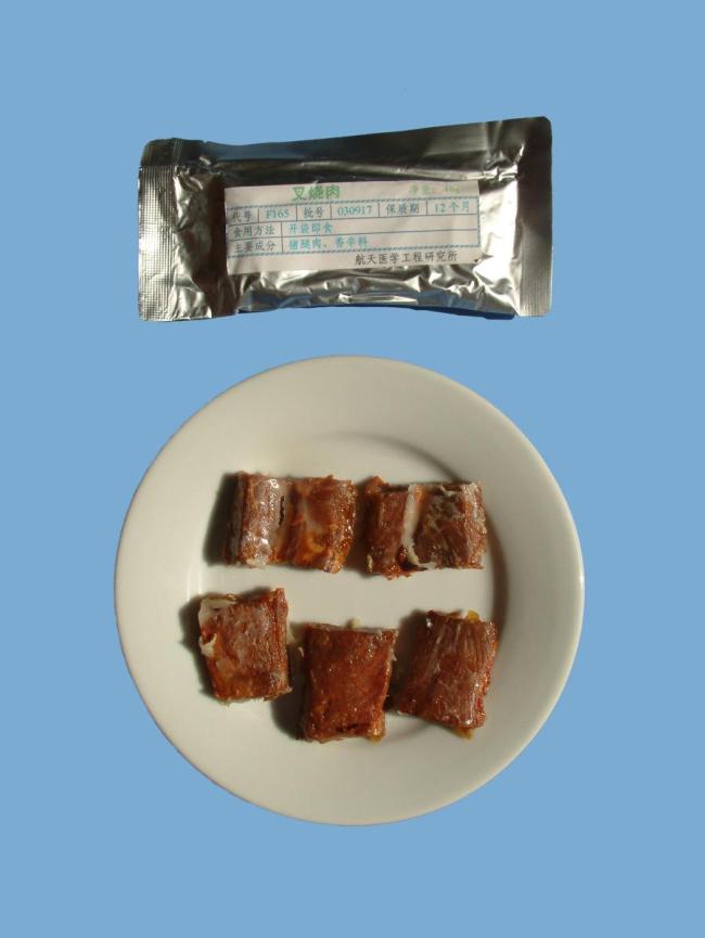 天宮上的餃子是“飛”進(jìn)嘴里的 太空年夜飯的詩意瞬間
