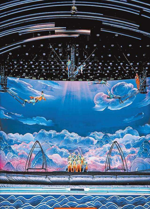 盘点历届春晚的重庆元素 星光璀璨山水情