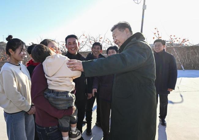 时政微观察丨欢欢乐乐过好年