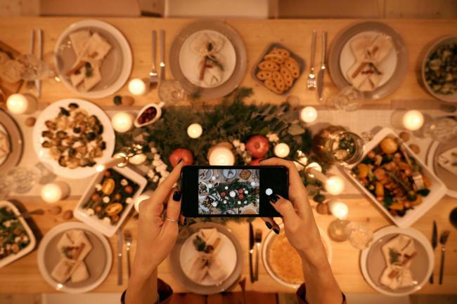 年夜饭外卖大战:京东、美团、阿里打法各不相同,用户体验成决胜关键?