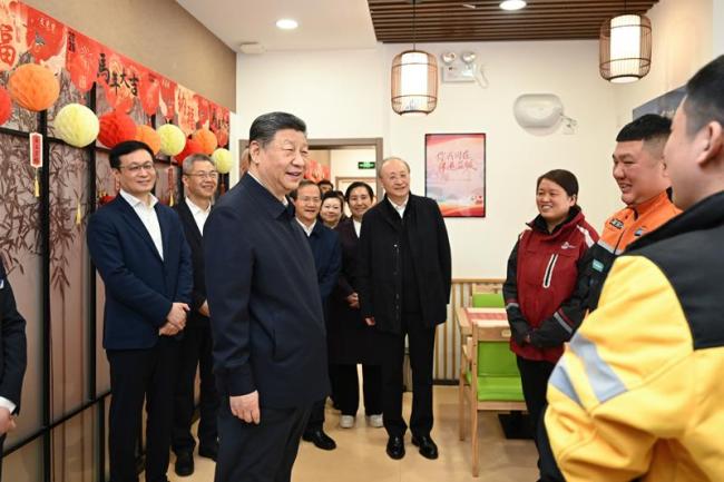 时政微观察丨欢欢乐乐过好年