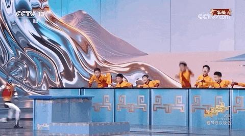 媒体评《武BOT》爆火 机器人武术惊艳春晚