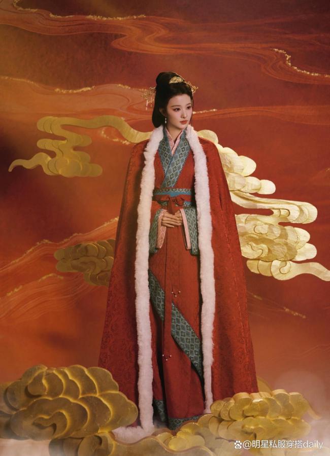 秦岚李沁王楚然美成啥了 古风造型惊艳四射