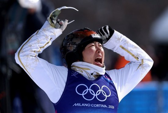 徐梦桃赛后咆哮庆祝