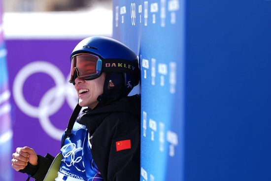 苏翊鸣成中国单板滑雪首位双金王 生日夺金创历史