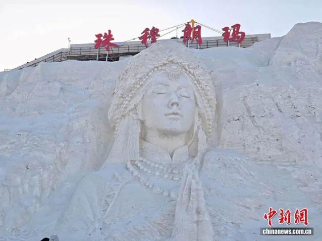 一座冰雕“看哭”好多网友 中式浪漫刻进冰雪中