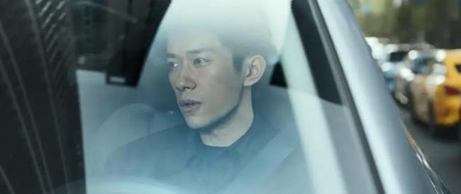 张艺谋这部国安大片看完头皮发麻 揭秘野蛮东谈主若何成为棋子