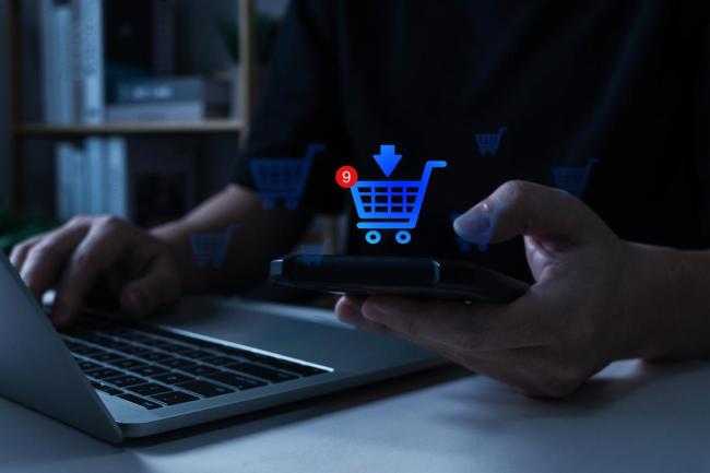 亚马逊用“云端”刺穿沃尔玛“货架” 效率革命引领者胜出