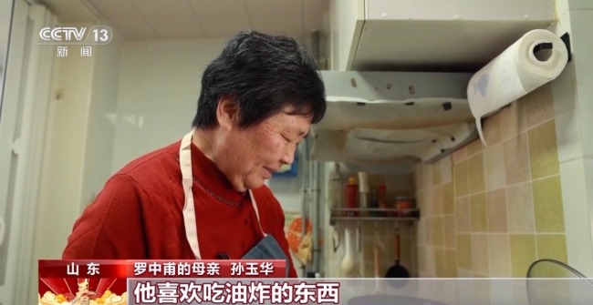 跨越4000多公里 为了让援疆民警尝到家的味道