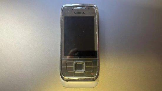 黄仁勋增持诺基亚有何考量 布局“算力+网络”闭环