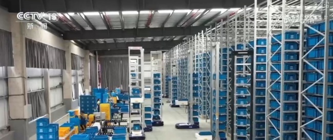 流动中国彰显经济底气 新春外贸活力迸发