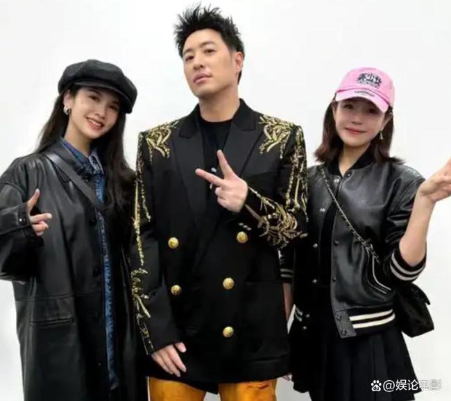 陈妍希杨丞琳李荣浩潘玮柏过年约聚 诚笃友情见证