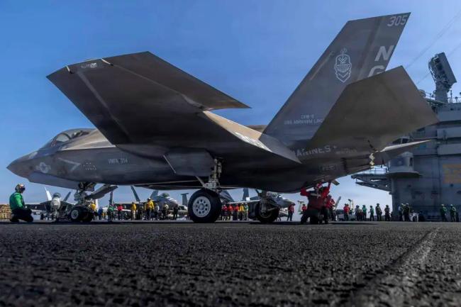 美军最大航母已抵达希腊 厕所故障引发关注