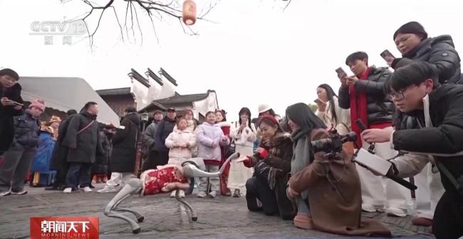 春节AI居品成“科技年货” 科技点亮新春