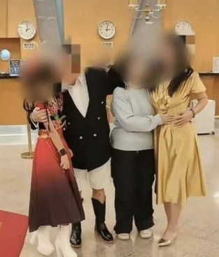 被继父亲吻女童已被生父接回 生父拟变更抚养权