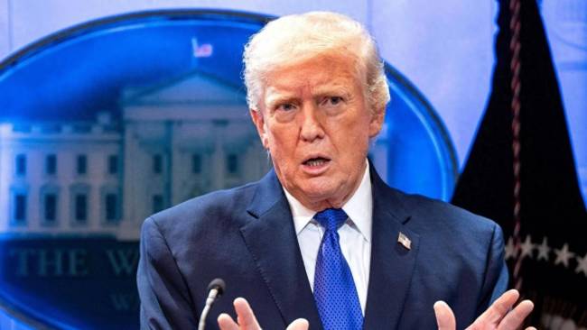 特朗普称美国人求他不要再赢了 虚幻胜利掩盖司法危机