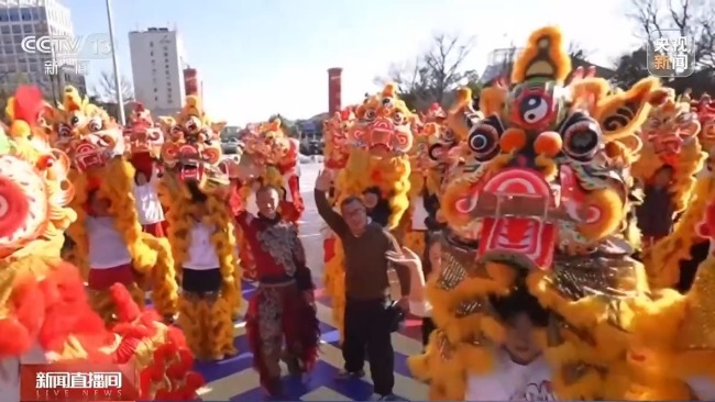 舞出精气神!他带年轻人“接棒”非遗传承