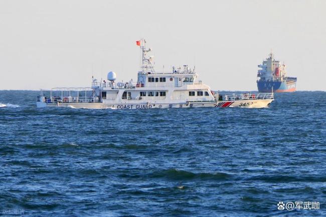 福建海警对台喊话:早日回归 温情互动传递同胞情谊