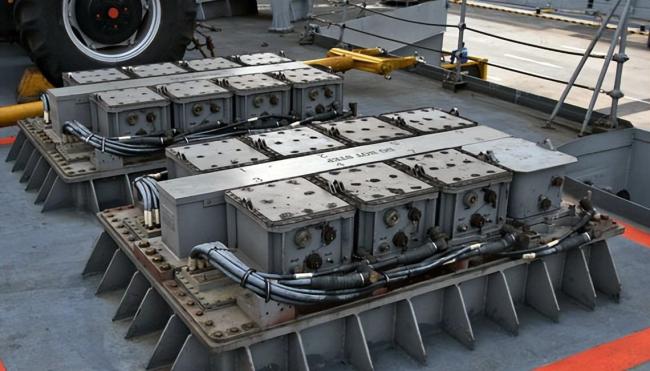 莫迪抵达以色列 内塔尼亚胡亲自接机 印以关系升级信号