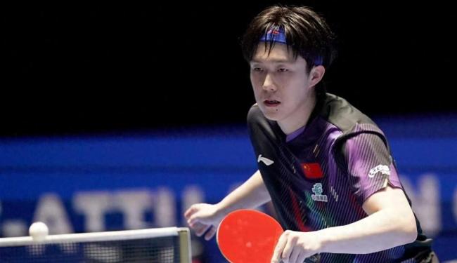 意外!大满贯赛王楚钦险爆大冷 逆转胜展现韧性