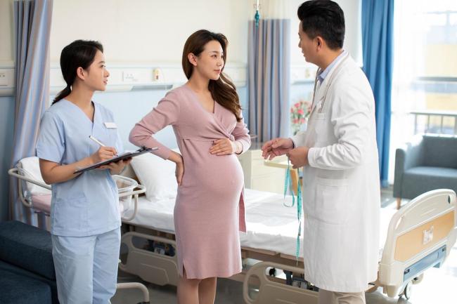 未检出婴儿缺4趾医院再收1.5万罚单 产检争议引关注