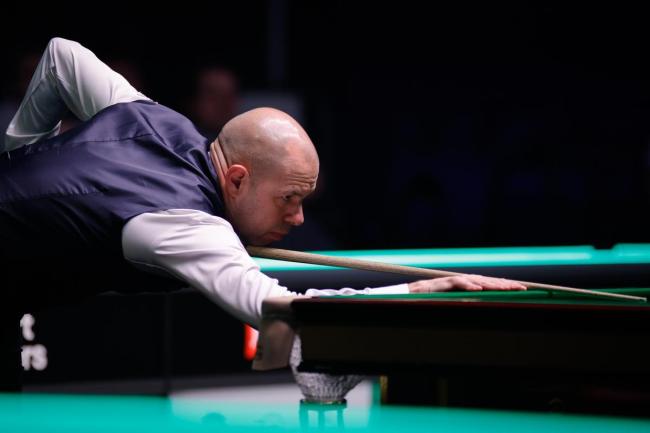 赵心童单杆111分创赛季61杆破百，逼近丁俊晖纪录 中国斯诺克新星崛起