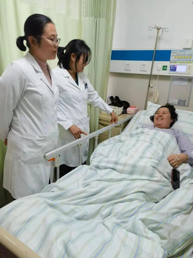 24岁女子一胎生1男4女 罕见五胞胎平安降生