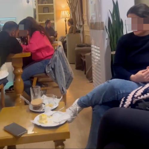 美伊冲突升级在伊中国人发声