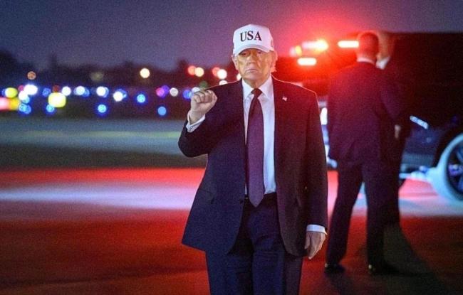 现场直击：美以对伊朗发动军事打击 中东局势急剧升级