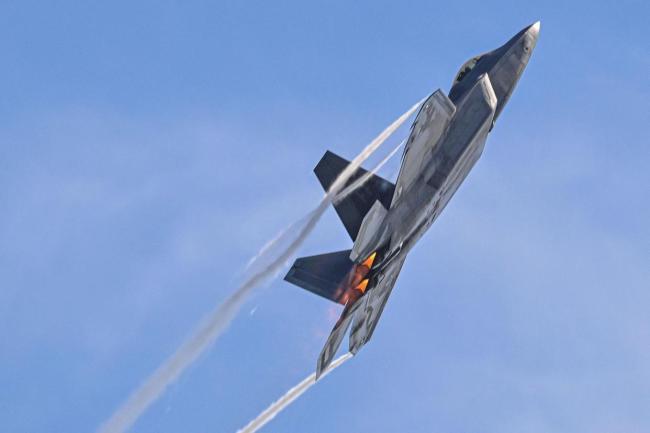 美伊谈判之际美军蝎子特遣队待命 战争风险迫近