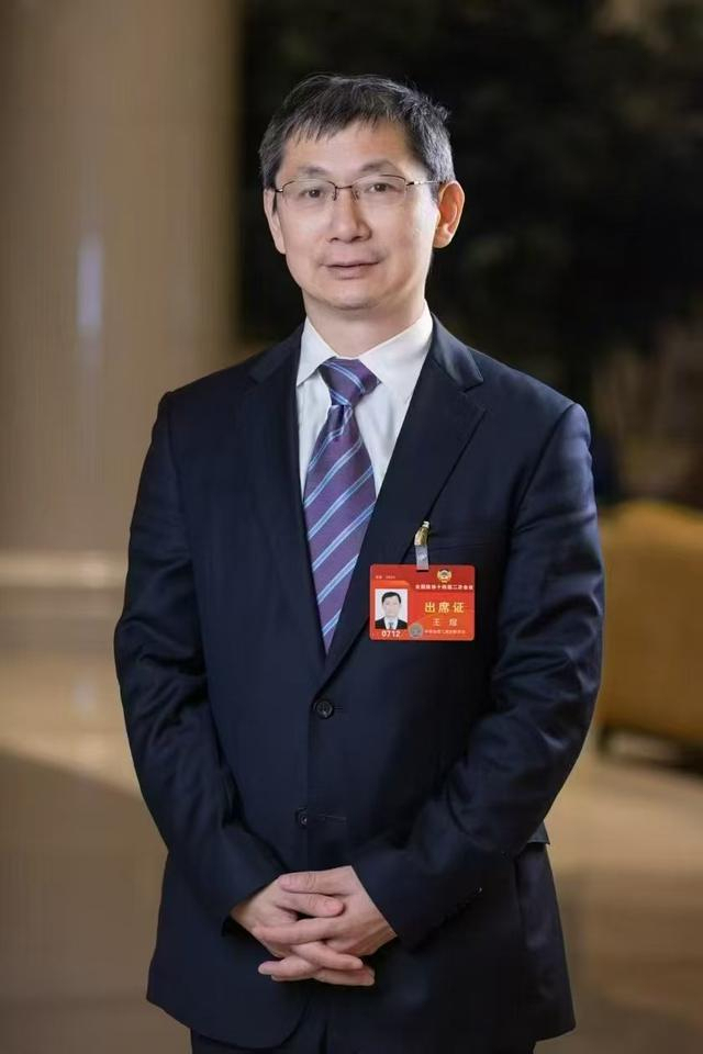 在沪全国政协委员的“调研笔记” 倾听基层声音