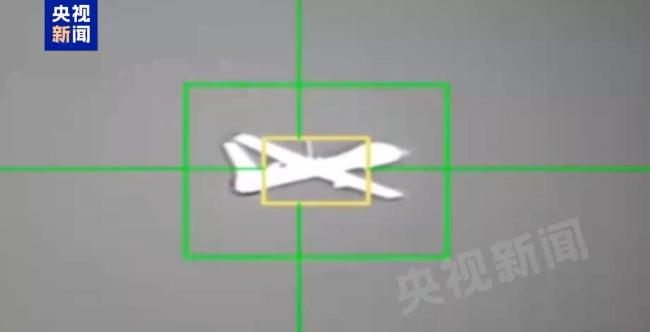 伊朗公布击中美国MQ-9无人机画面 防空系统精准摧毁