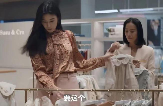 回了一趟老家发现县城的规则改变了 新生存方式悄然兴起