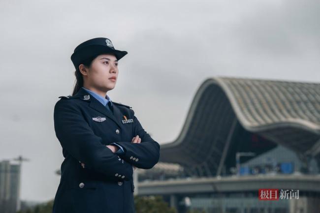 武汉洪山唯独95后女刑警探长许家敏:赤手锁喉1米8壮汉