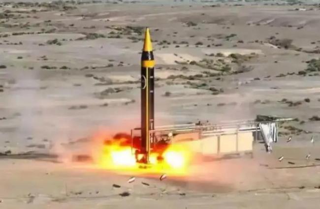 以色列200多个地点拉响警报 伊朗导弹袭击目标明确