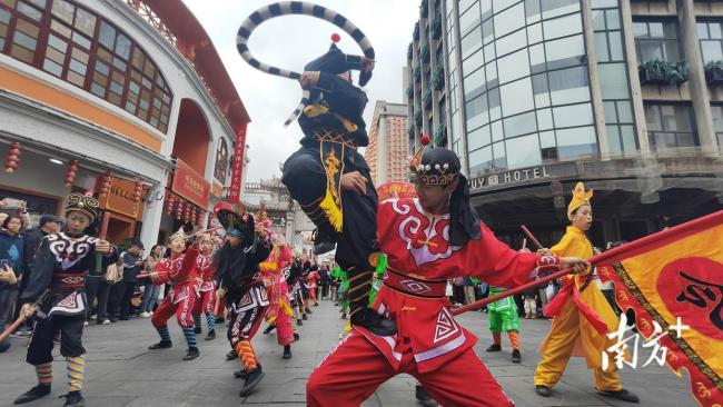 潮汕骑马开道的“先锋官”日薪多少