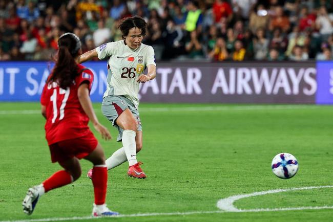 中国女足2比0战胜孟加拉国女足 小组赛开门红