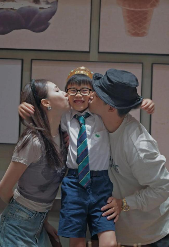 多位明星滞留阿联酋:有人被传失联,有人感恩,有人焦虑 等待成为共同状态