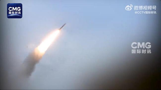 伊朗发布袭击美军基地画面 高超音速导弹首秀