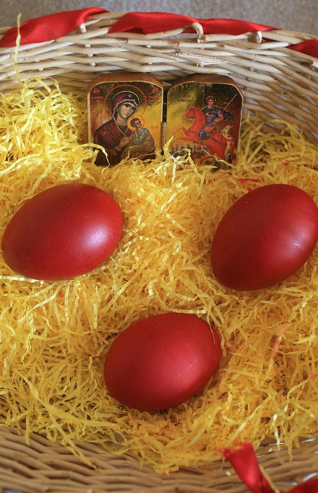 赵雅芝晒央视元宵晚会十二宫格 文化与科技的盛宴