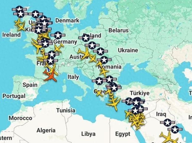 美以集结500架战机