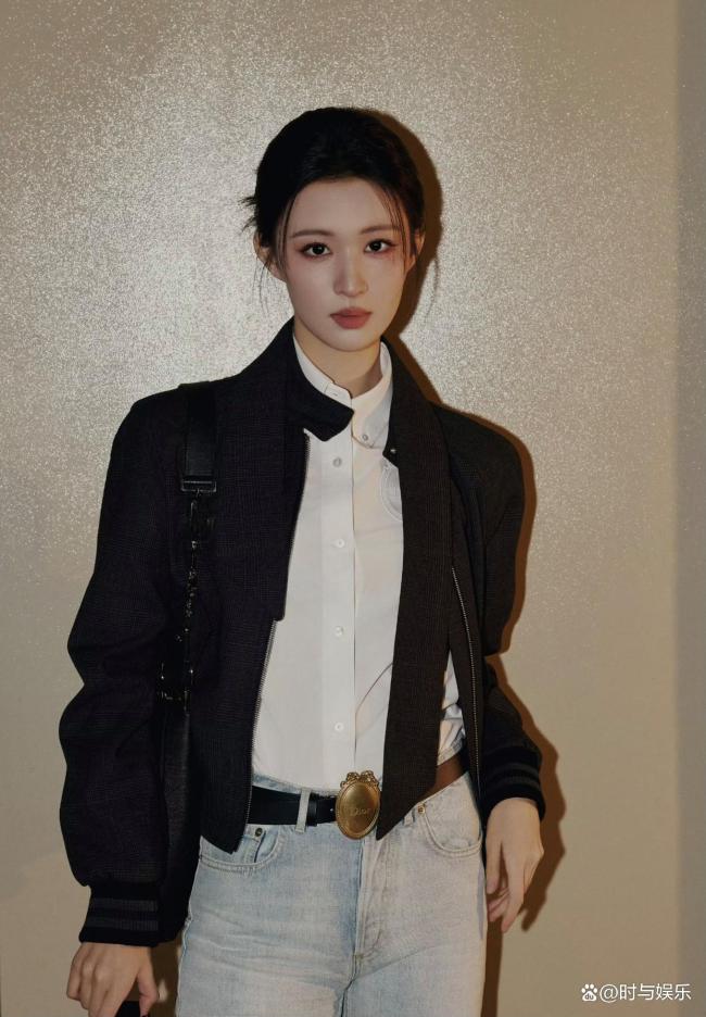 王楚然花神传到巴黎了 复古奢华风封神