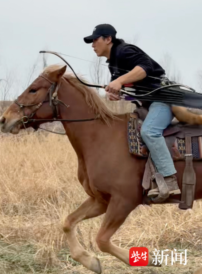 《镖人》拐弯箭名场面火了 运动员实测 揭秘可控偏转真相