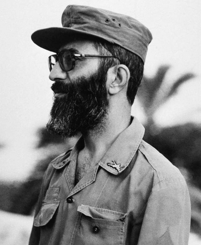 哈梅内伊为何不与霍梅尼同葬一处? 权力与遗产的考量