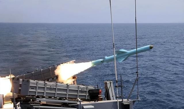 美军宣称摧毁伊朗海军，伊朗反击强硬 误判代价惨重